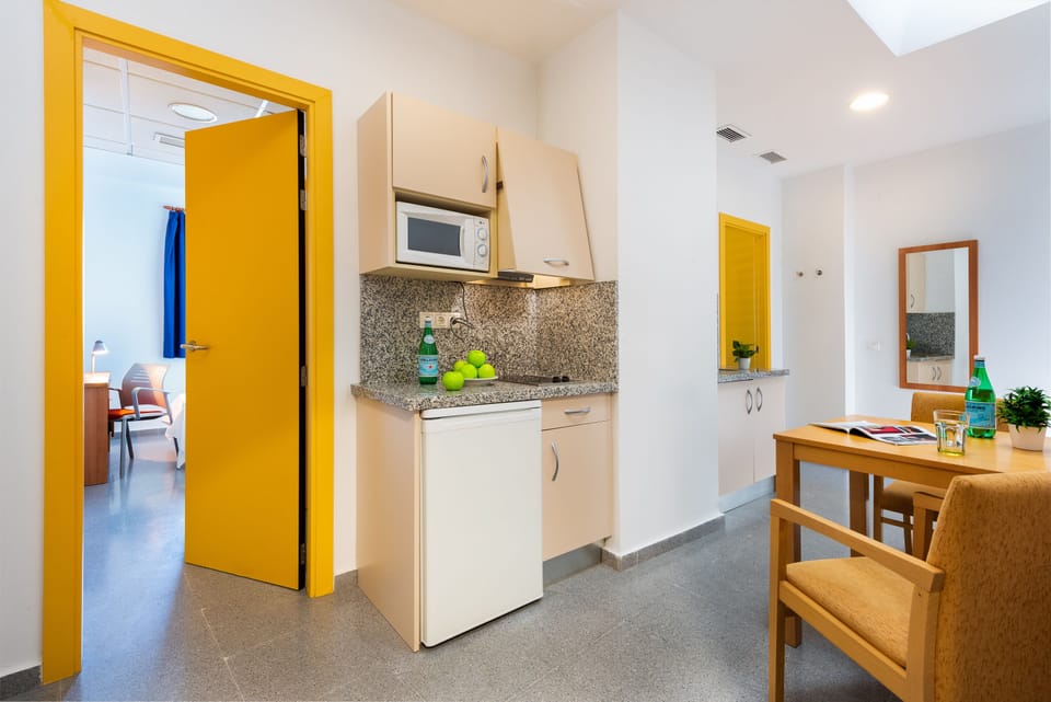 Standard Double Room | Desk, free WiFi