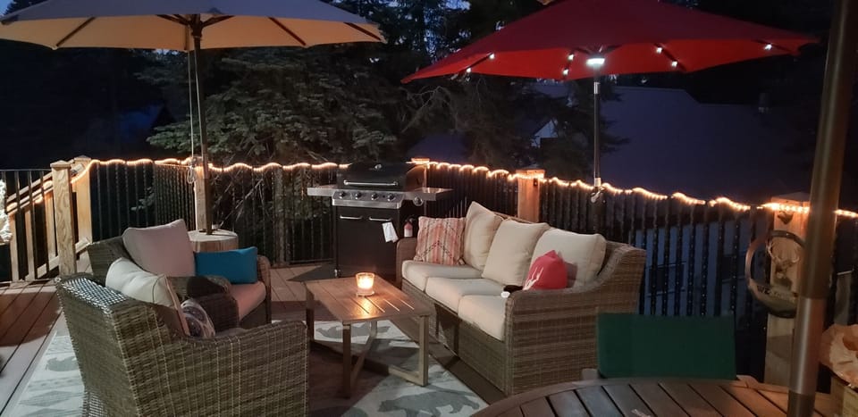 outside deck. 16 x 24 feet. lots of room  to enjoy quiet  evenings  .