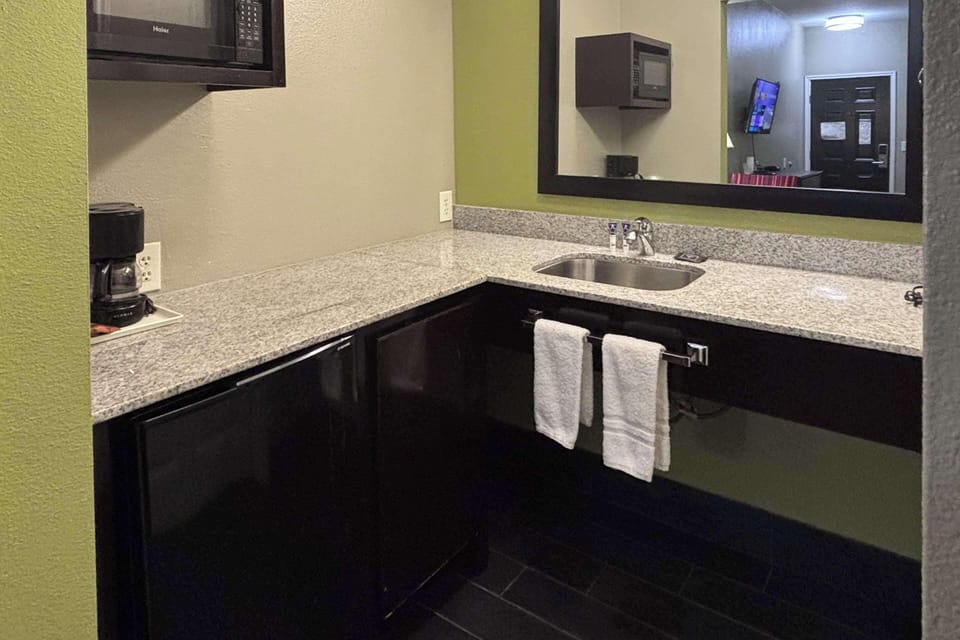 Desk, blackout drapes, iron/ironing board, free WiFi