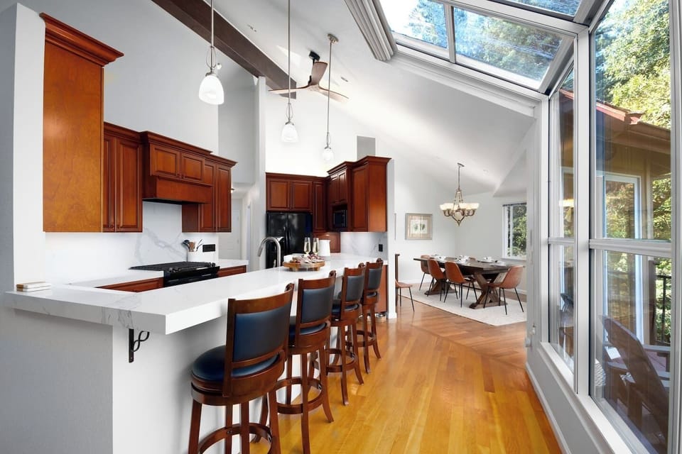 Pull up a stool & savor your favorite meal or drink at our chic kitchen counter.