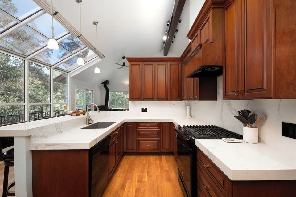 Scenic cooking: Stunning view while you prepare delicious meals.