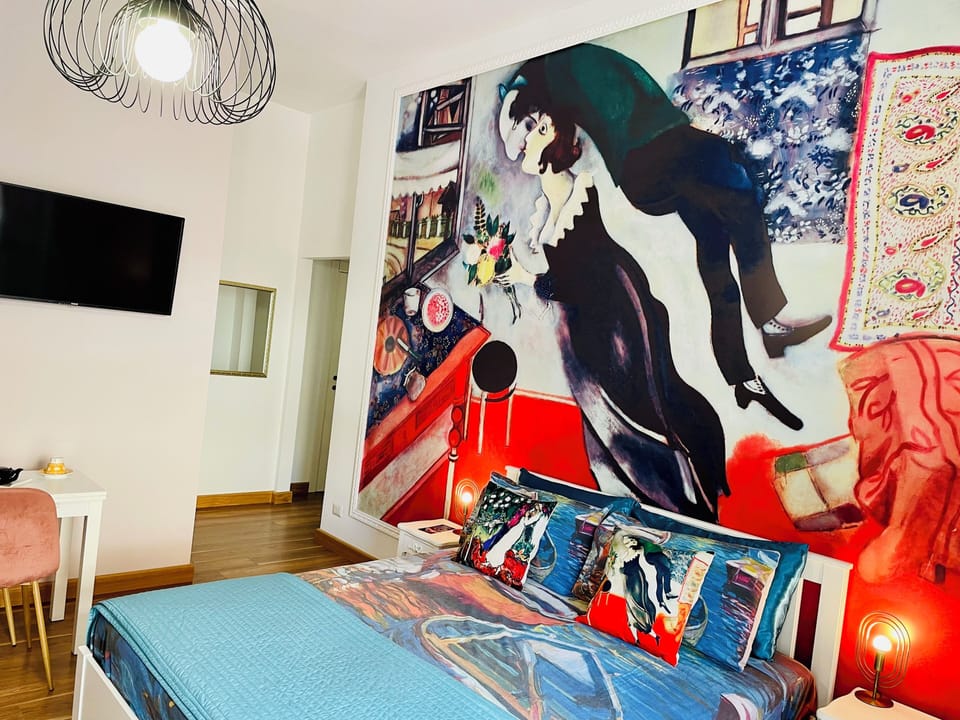 Junior Studio | Premium bedding, down comforters, pillowtop beds, minibar