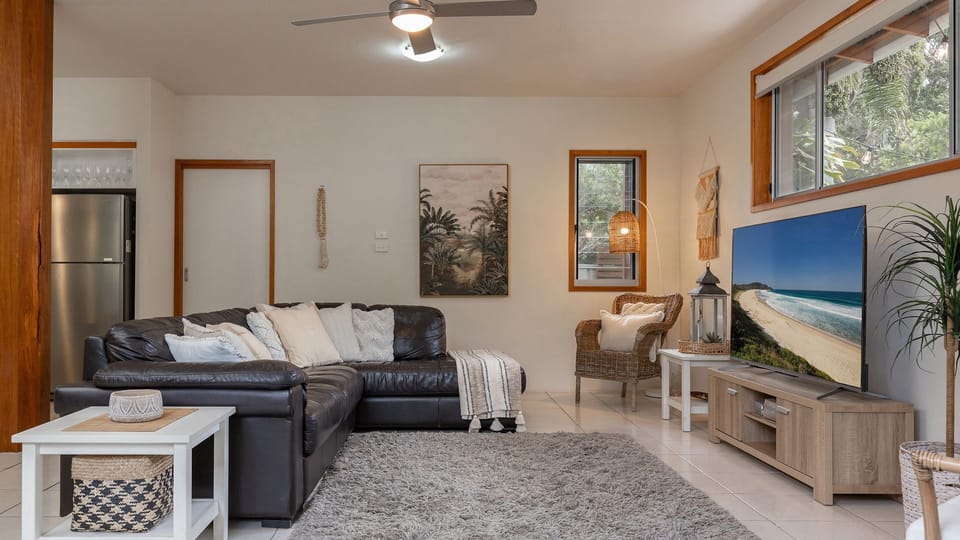 Living Area - 1
