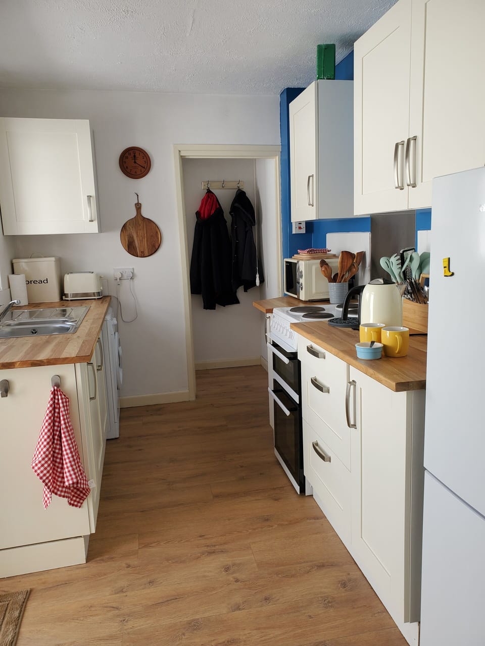 A small, but fully equipped kitchen makes for a comfortable stay
