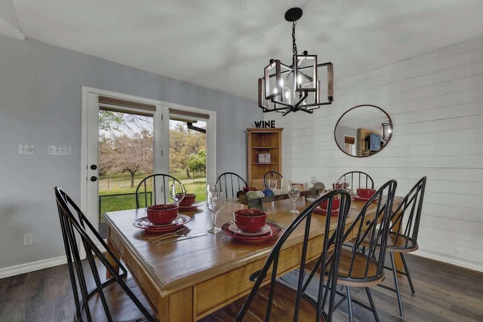 Seating for eight at the large table.