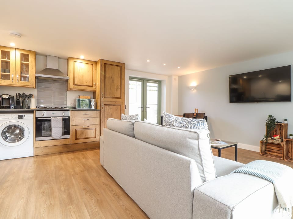 Cottage | Interior