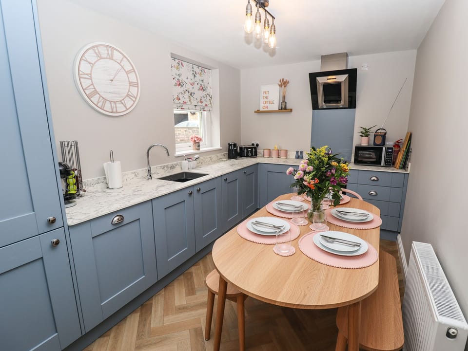 Fridge, dishwasher, electric kettle, toaster