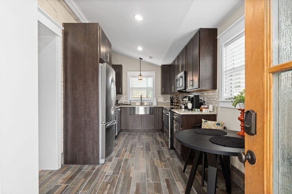 Entryway with Smart Lock - Dining Room - Full Kitchen