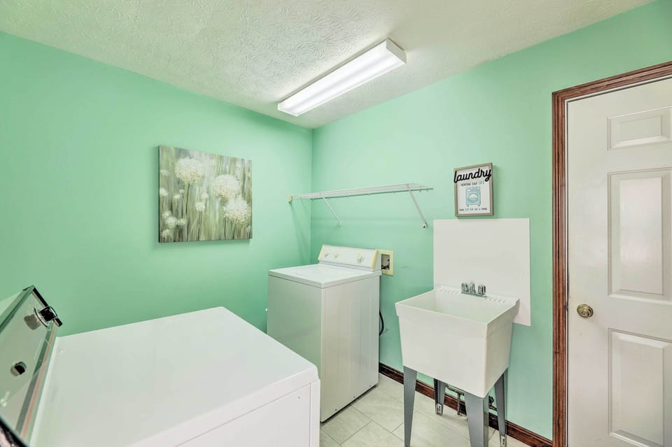 In-Unit Laundry