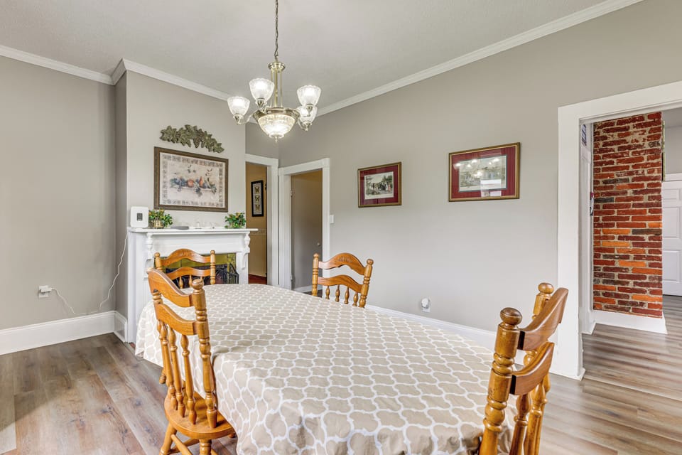 Formal Dining Room | 1st Floor