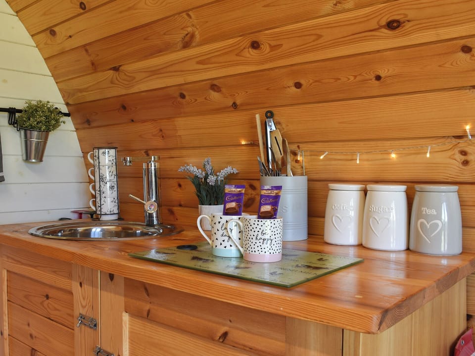 Interior | Jacob&rsquo;s Den - Dorglwyd Farm Pods, Near Swansea