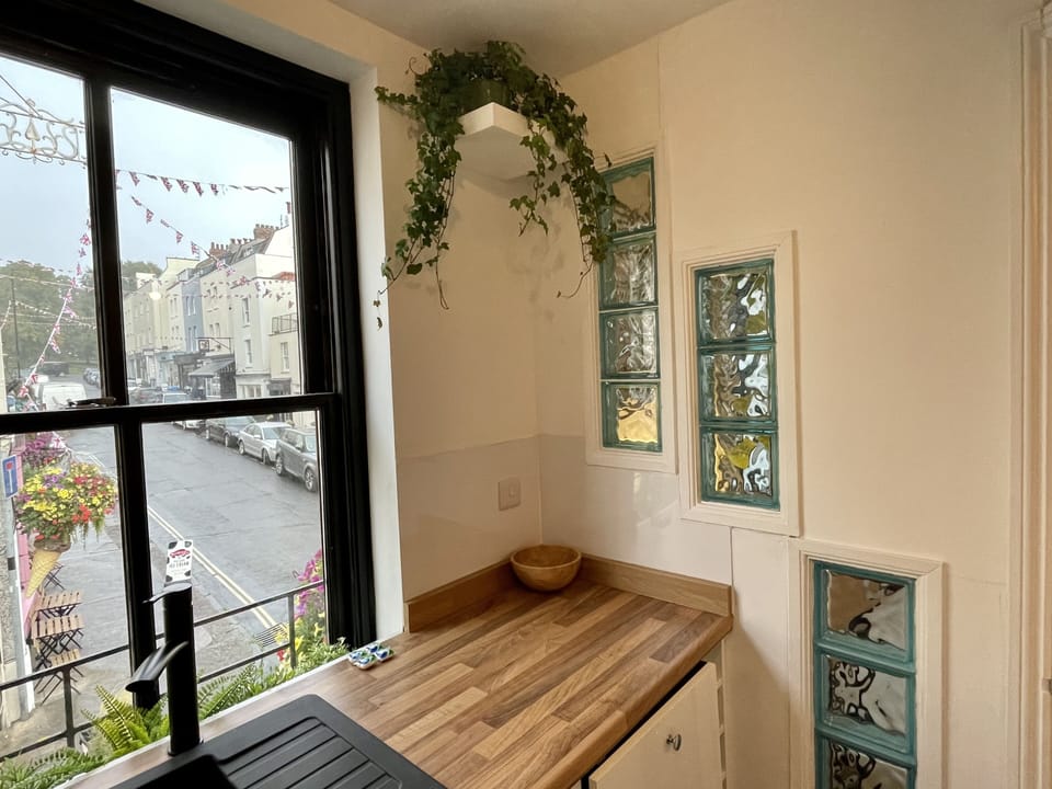 Luxury Apartment, Private Bathroom | Shared kitchen