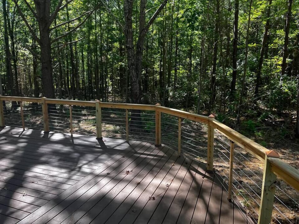 Exterior - Deck 