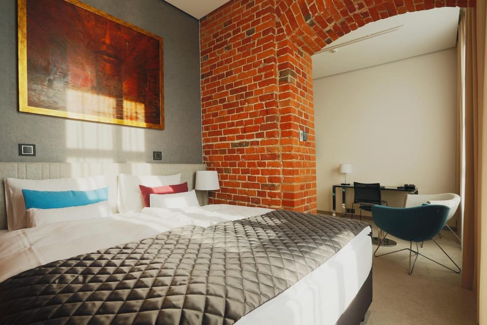 In-room safe, desk, soundproofing, iron/ironing board