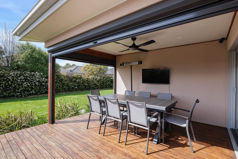 Outdoor Dining Area