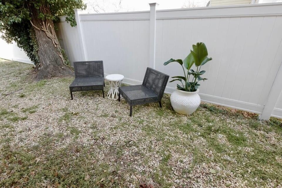 Private outdoor space to enjoy the beautiful DC weather!