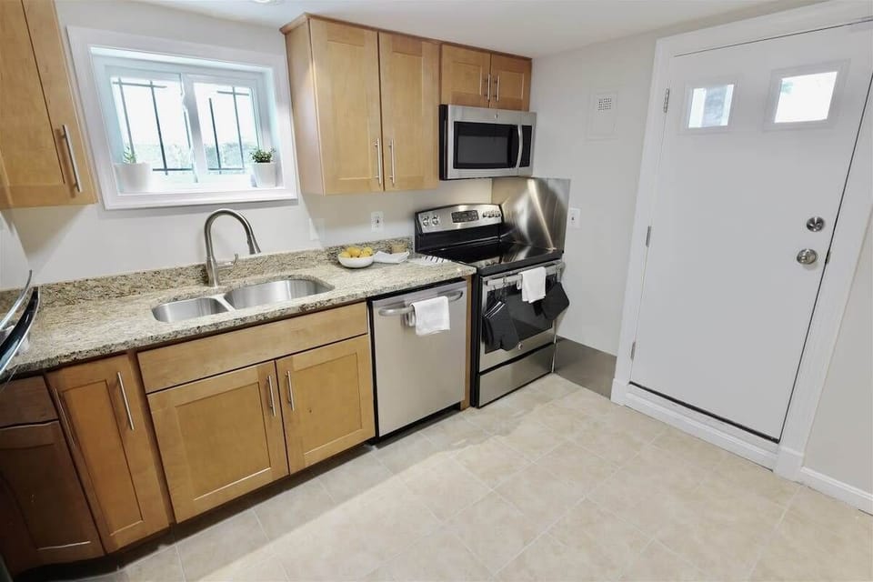 Plenty of countertop space for cooking
