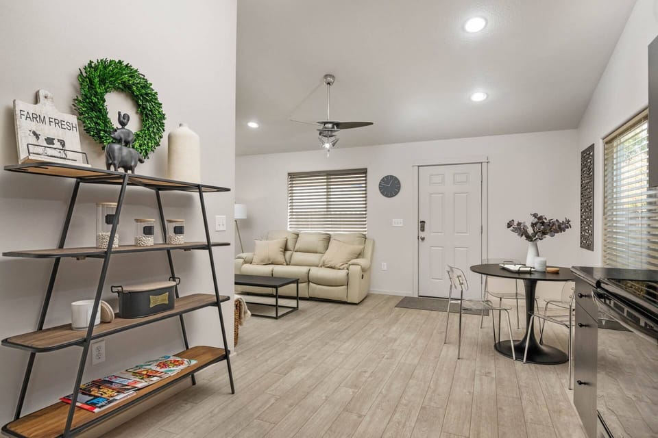 This rental is in Vancouver, WA; a lively city just north of Portland.