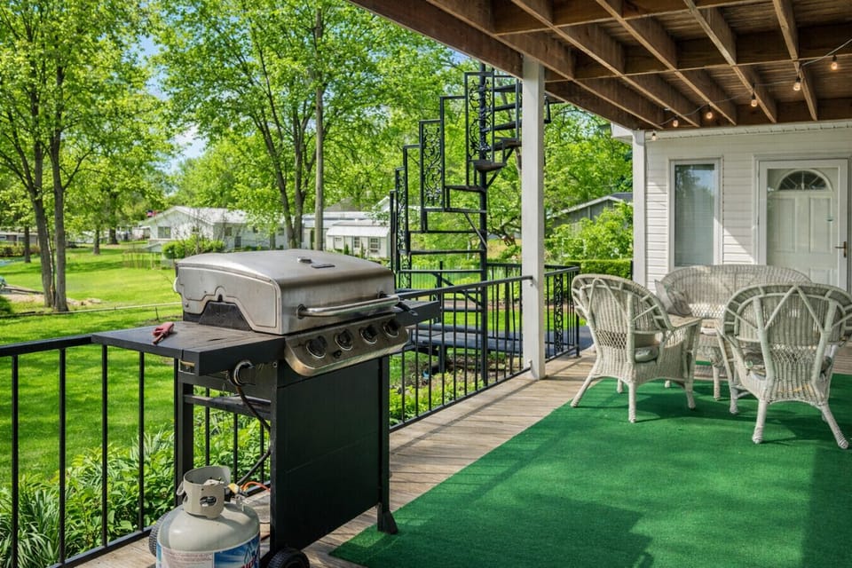 Enjoy grilling off the lower level deck