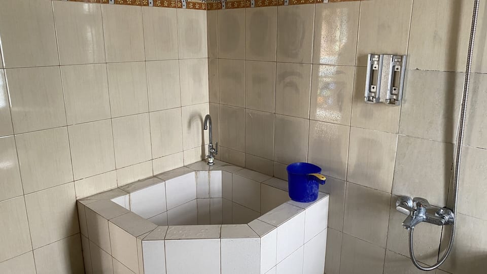 Deluxe Double Room | Bathroom