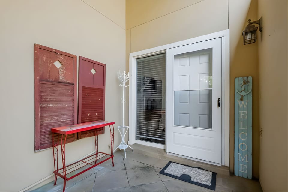 Entrance to Gulf Wind Retreat
