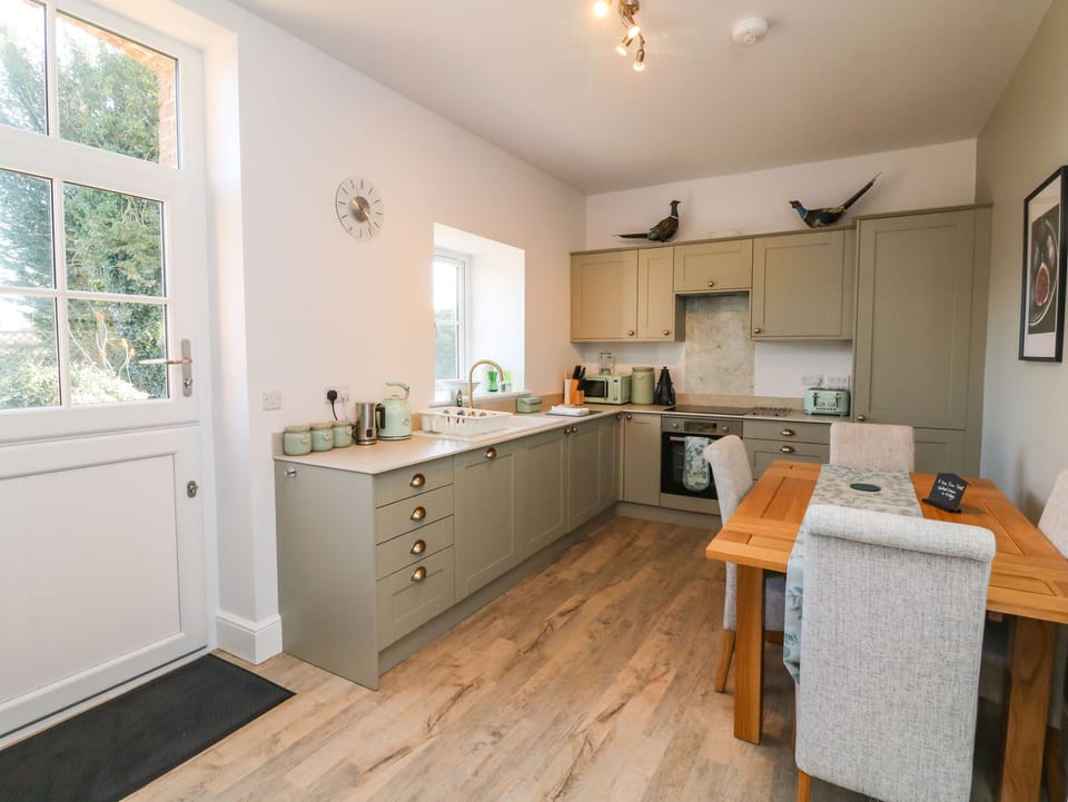 Cottage | Interior