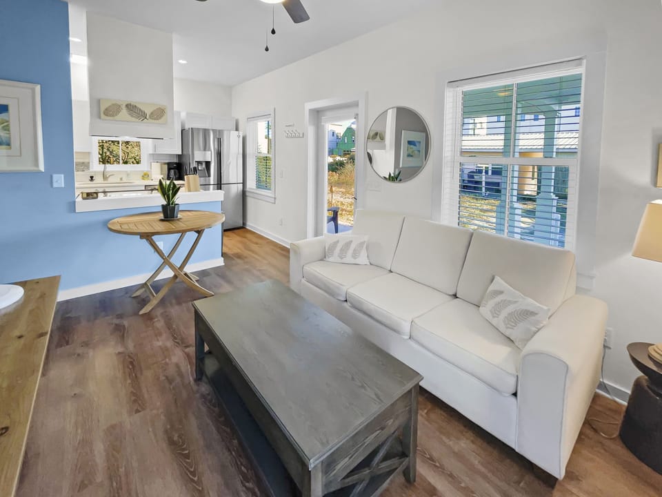 House, 1 Bedroom | Living area | Smart TV
