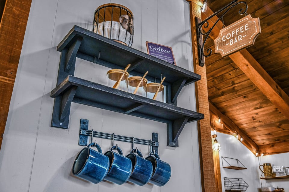 Cabin, 1 Bedroom | Coffee and/or coffee maker