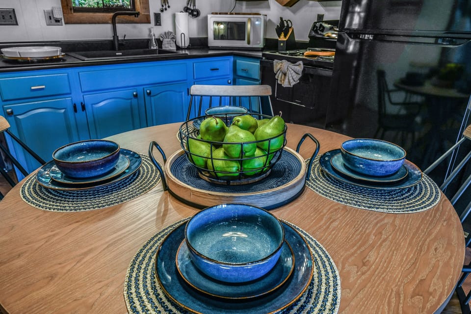 Cabin, 1 Bedroom | Private kitchen | Fridge, coffee/tea maker, toaster