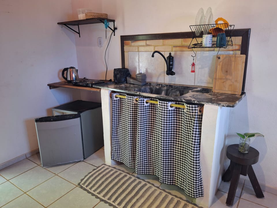 Superior Apartment, Kitchen | Hypo-allergenic bedding, free WiFi, bed sheets