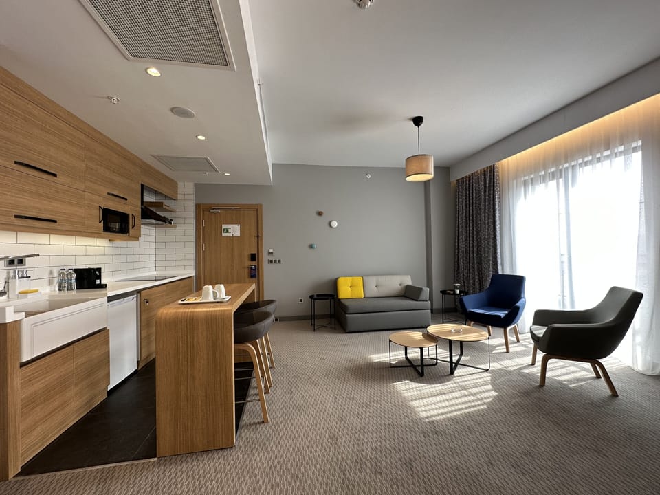 Suite, 1 Bedroom, Smoking, Kitchenette (Free Breakfast) | In-room safe, blackout drapes, soundproofing, iron/ironing board