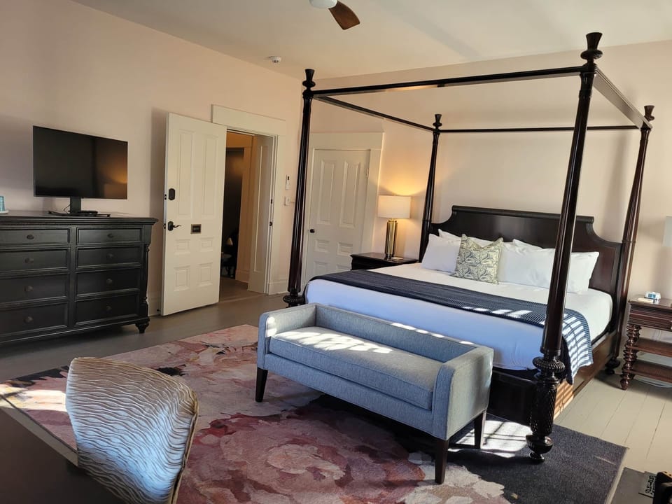 The willis james bed and breakfast legacy room 8
