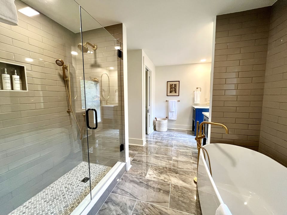 The willis james bedandbreakfast spencer suite bath 2