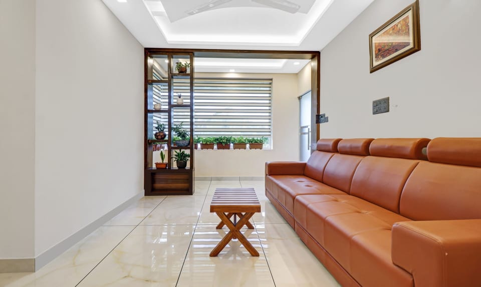 Premium Room | Desk, iron/ironing board