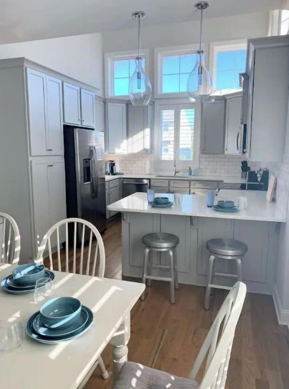 Fully stocked kitchen with you all you need! Keurig & drip coffee maker provided