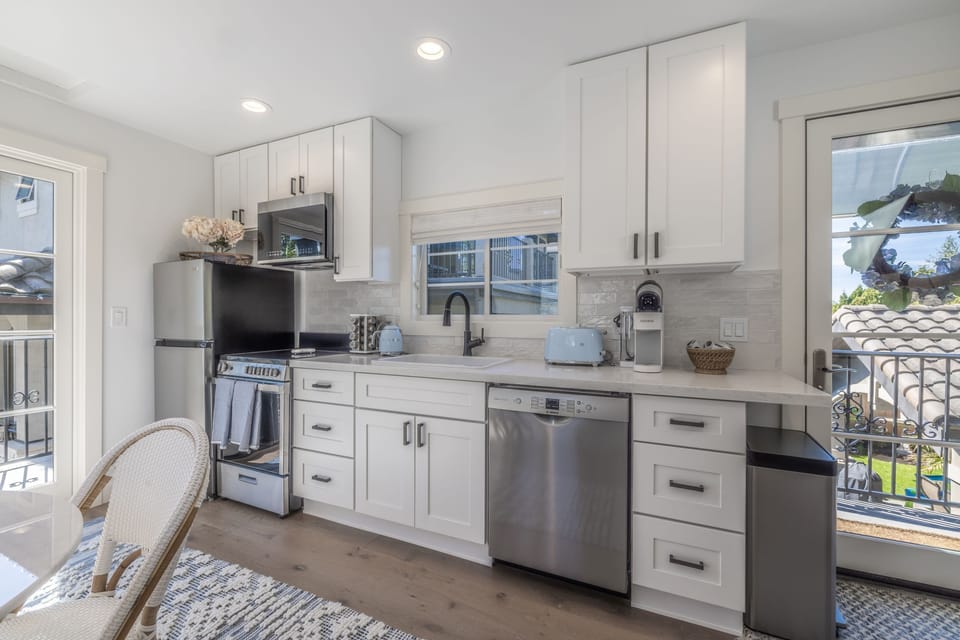 Our designer didn't skimp on quality just because of the kitchen's small size