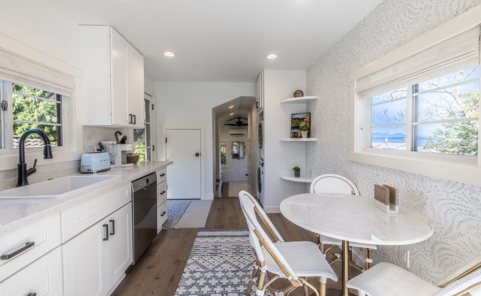 From front to back, a quick overview of the cottage