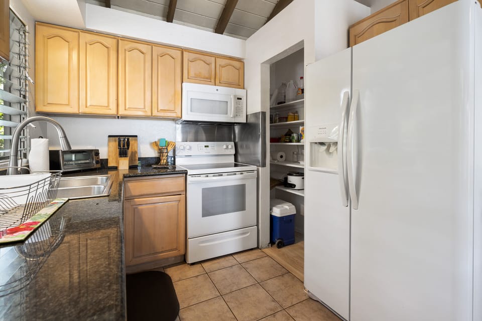 Prepare a traditional Hawaiian meal in the Full Kitchen