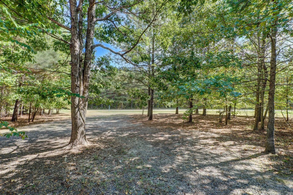 Parking | Driveway (4 Vehicles) | RV/Trailer Parking Available