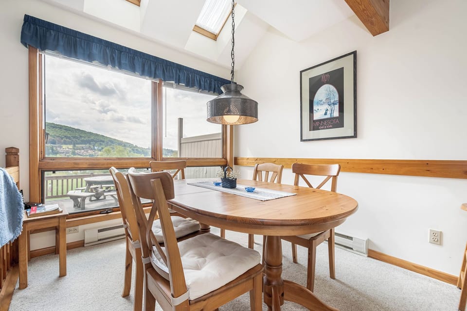 Studio (3 Bedrooms) | Property amenity