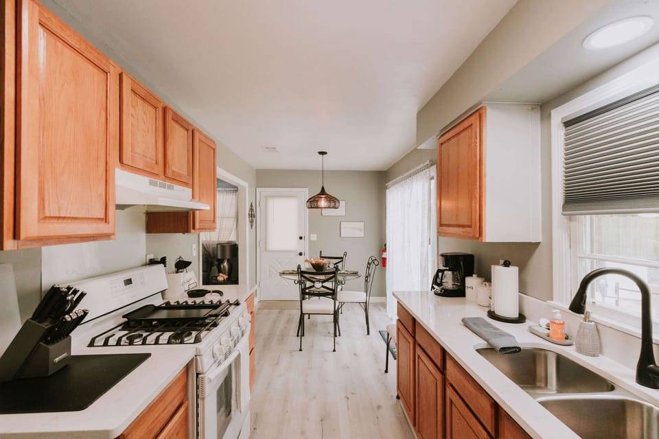 Full Kitchen