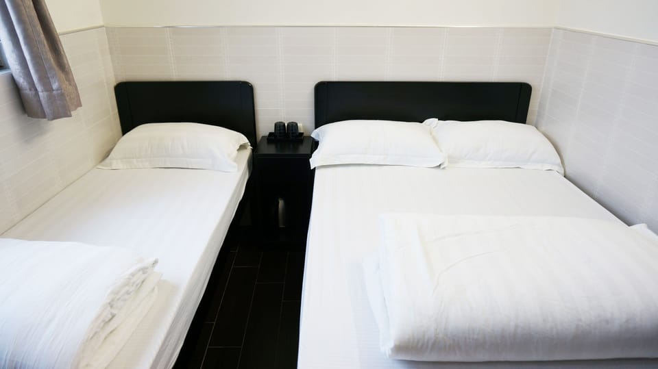 Blackout drapes, free WiFi, bed sheets