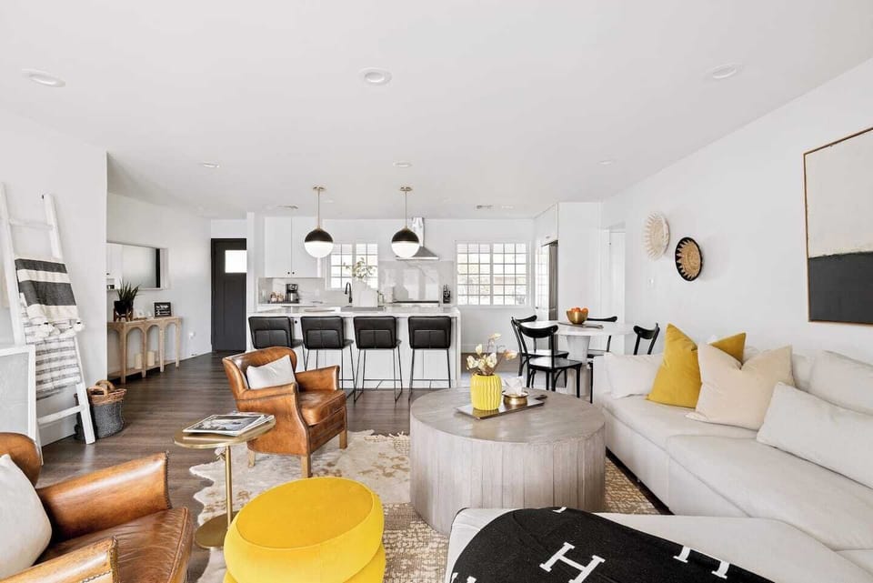 Cozy, convenient and colorful