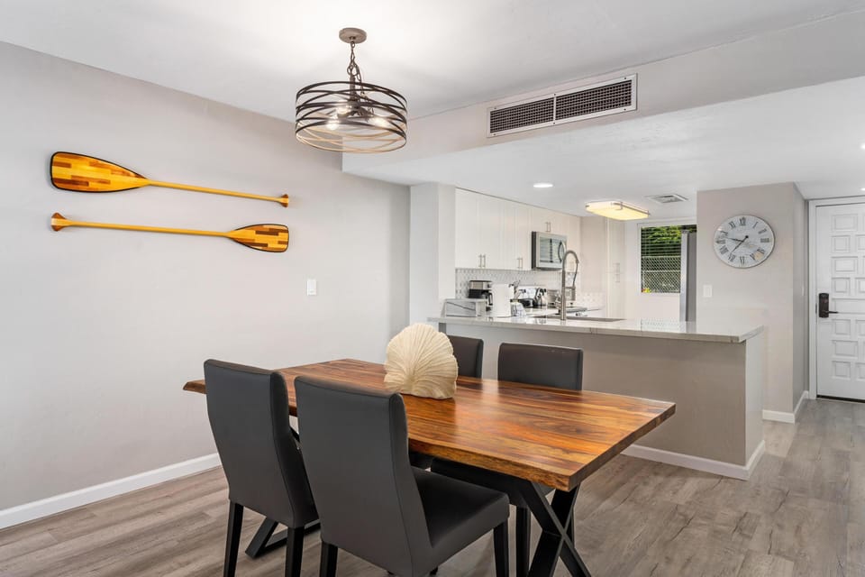 Modern dining area 