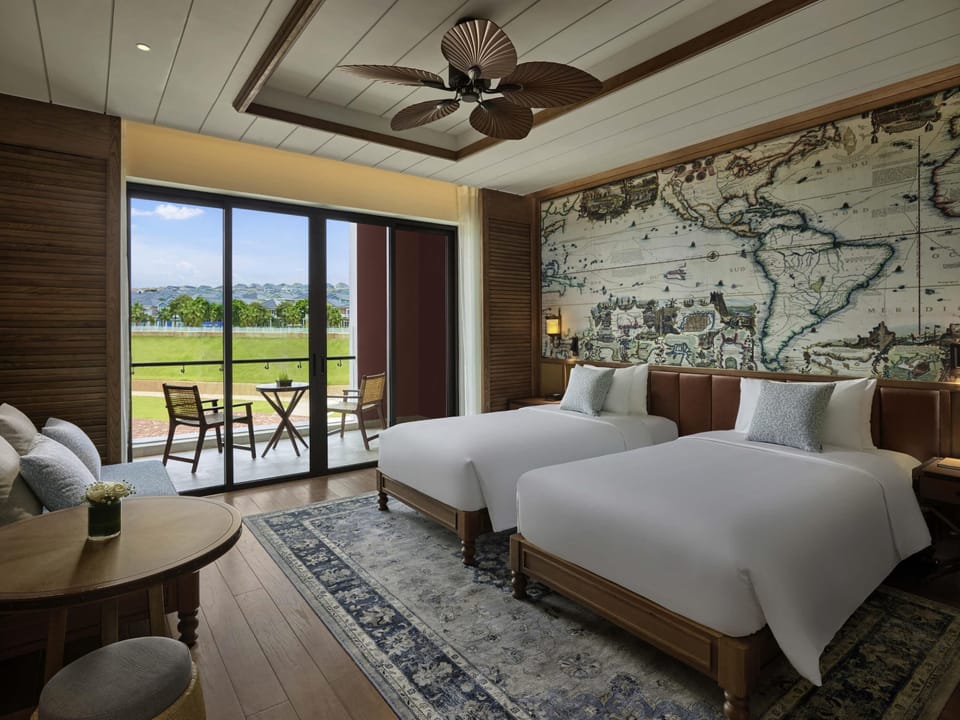 Classic Twin Room, 2 Twin Beds | Minibar, in-room safe, soundproofing, iron/ironing board