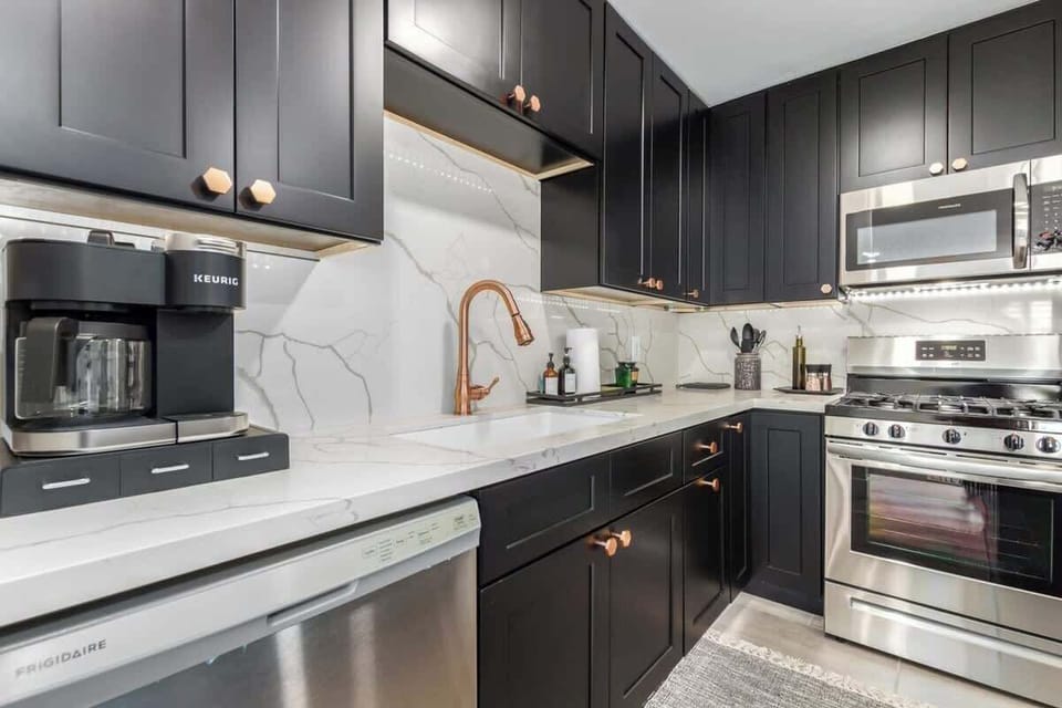 Dark cabinets and quartz counters
