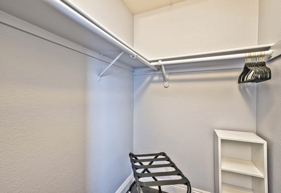 Walk in closets in both bedrooms