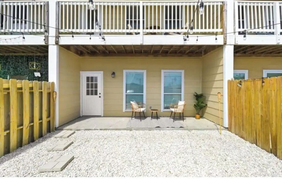 the enclosed backyard 