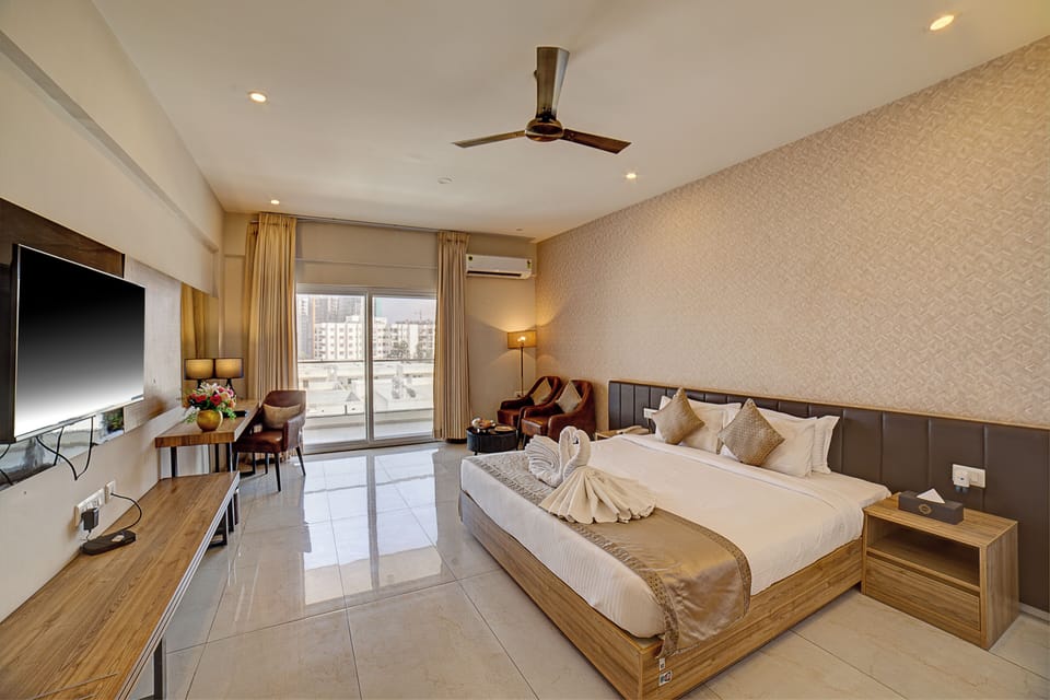 Superior Room | Premium bedding, in-room safe, iron/ironing board, free WiFi