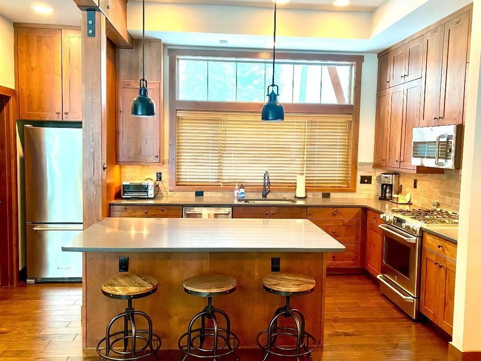 Kitchen island with 3 bar stools